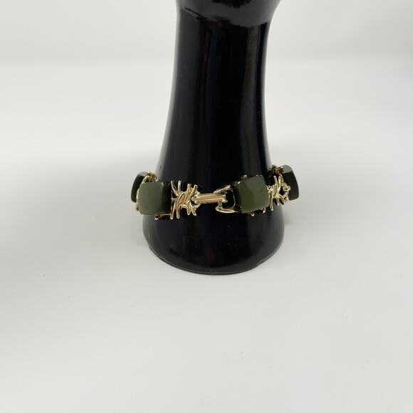 Green and Gold Tone Link Bracelet 8" Length Square - Picture 6 of 7